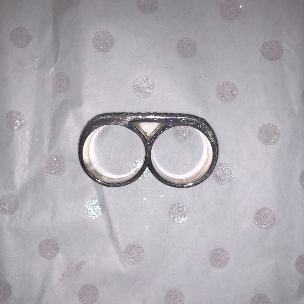 Silver double finger ring - Picture 3 of 3